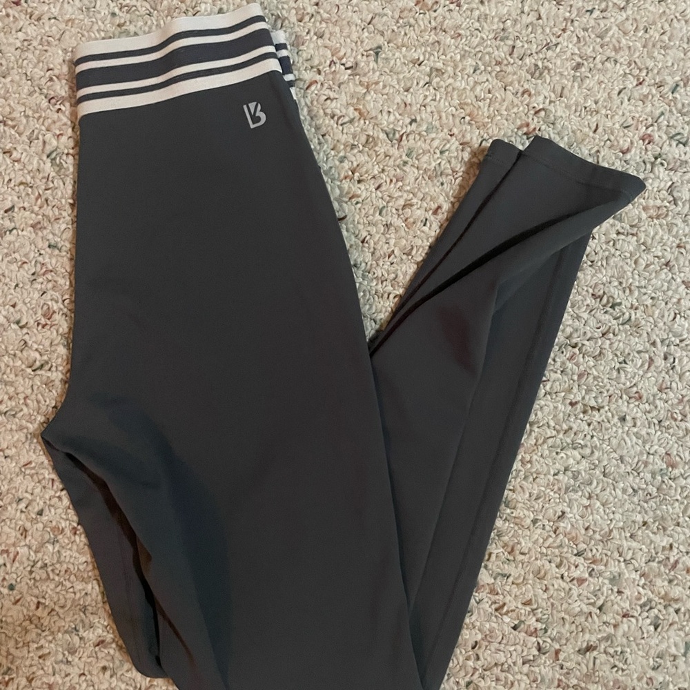 Buff bunny Charcoal Leggings - Picture 4 of 6